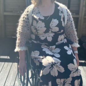 Cozy Hug Bolero (norsk)